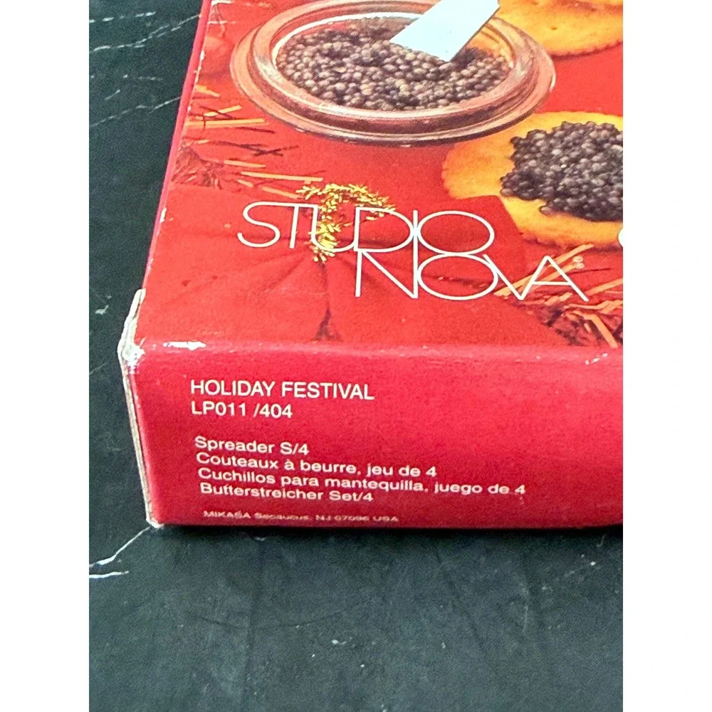 Vintage NIB Studio Nova Set of 4 Holiday Festival Silverplate Spreaders 3 3/4in